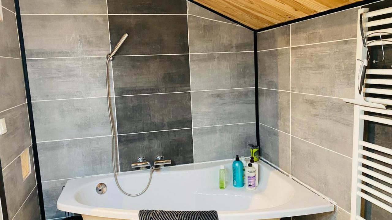 Studio Cros Climatise Castres  Exteriör bild
